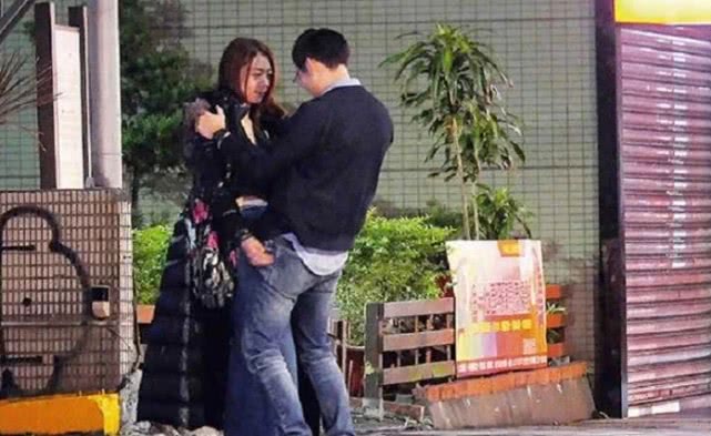 陈绮贞宣布结束18年恋情,陈绮贞做小三被原配告法院后续