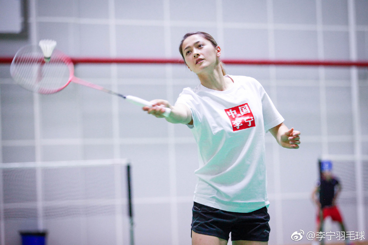 李宁从国潮变成国潮,李宁开始传奇