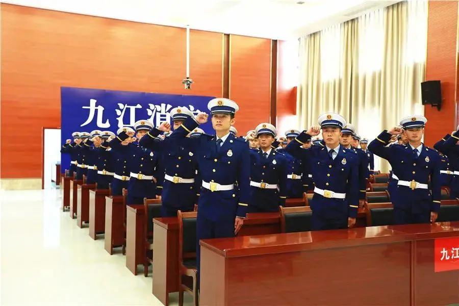 2019年度十佳法治人物评选,2019十大法治人物致敬奖