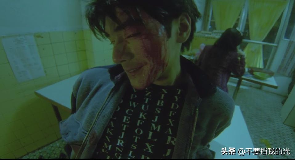 老片重温|《堕落天使》：因为人的感情是很难控制的。