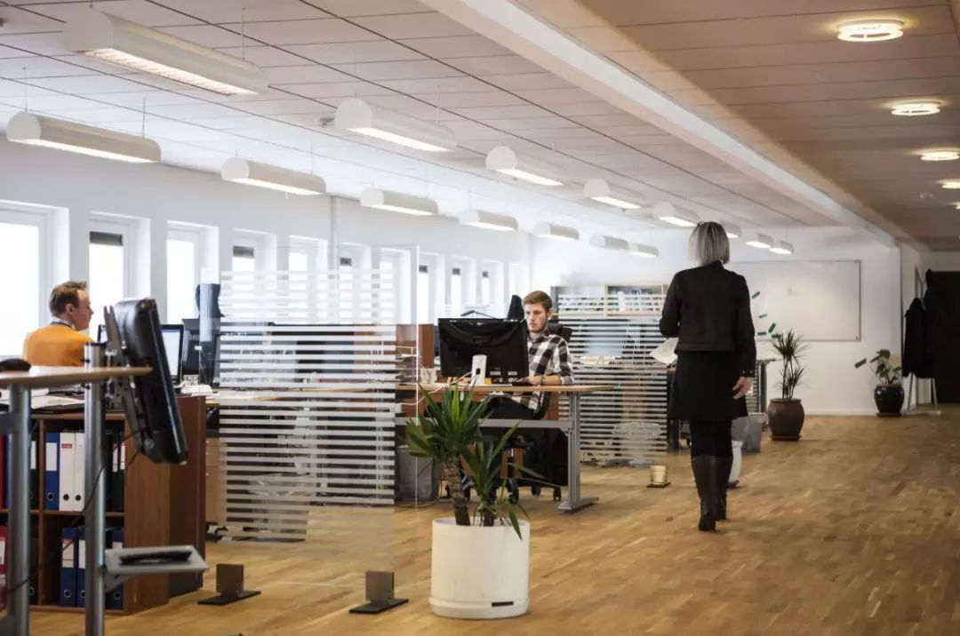 激发员工上班潜能的办公室设计,让员工更有面子的办公室设计