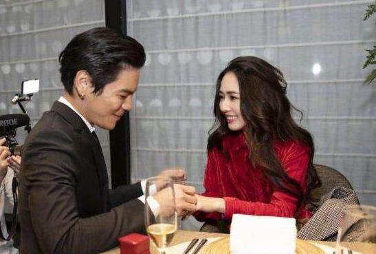 向佐的七段恋情,向佐自曝谈过7段恋爱