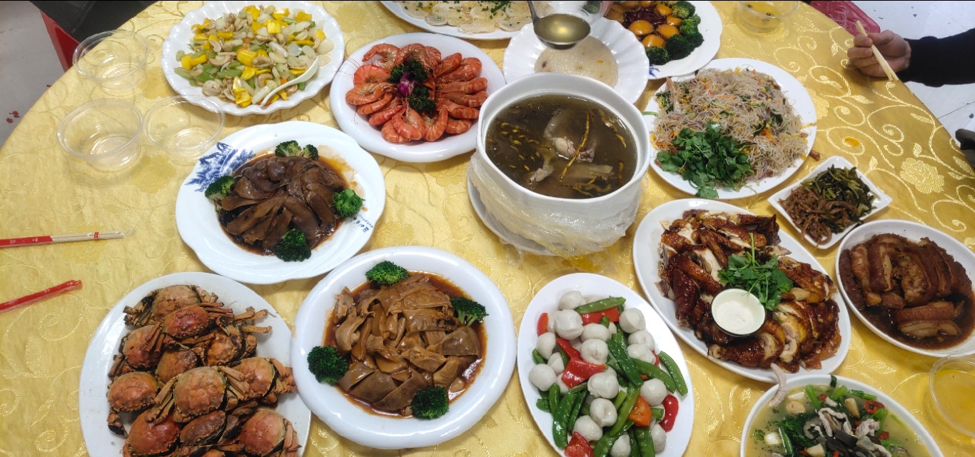 有种“霸王餐”叫吴川年例，都是空手来的，肚涨回，吴川年例表