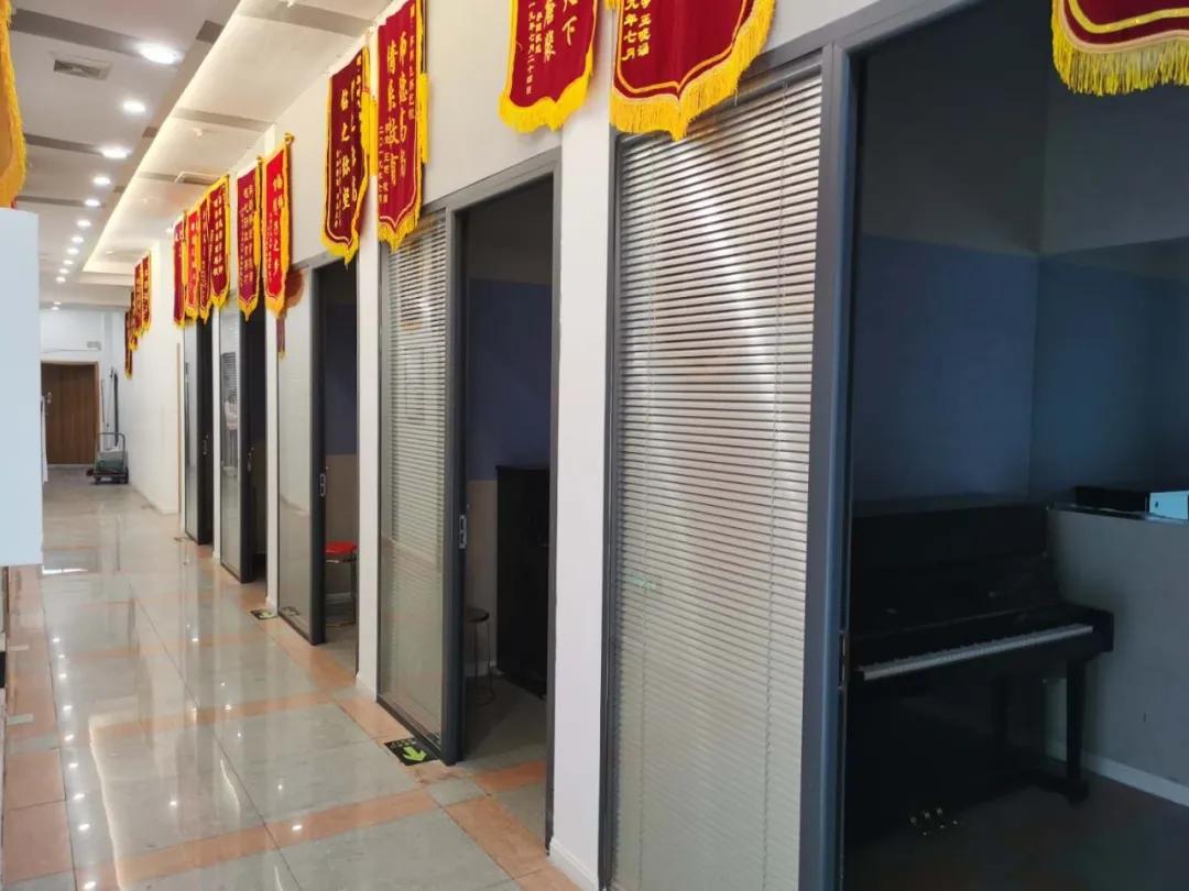 郑州飞扬艺校学费,郑州飞扬艺校