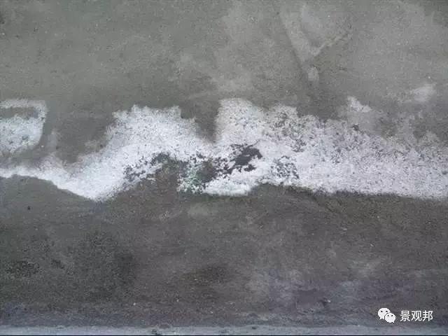 石材反碱和泛碱的区别,室外地面石材泛碱怎么办