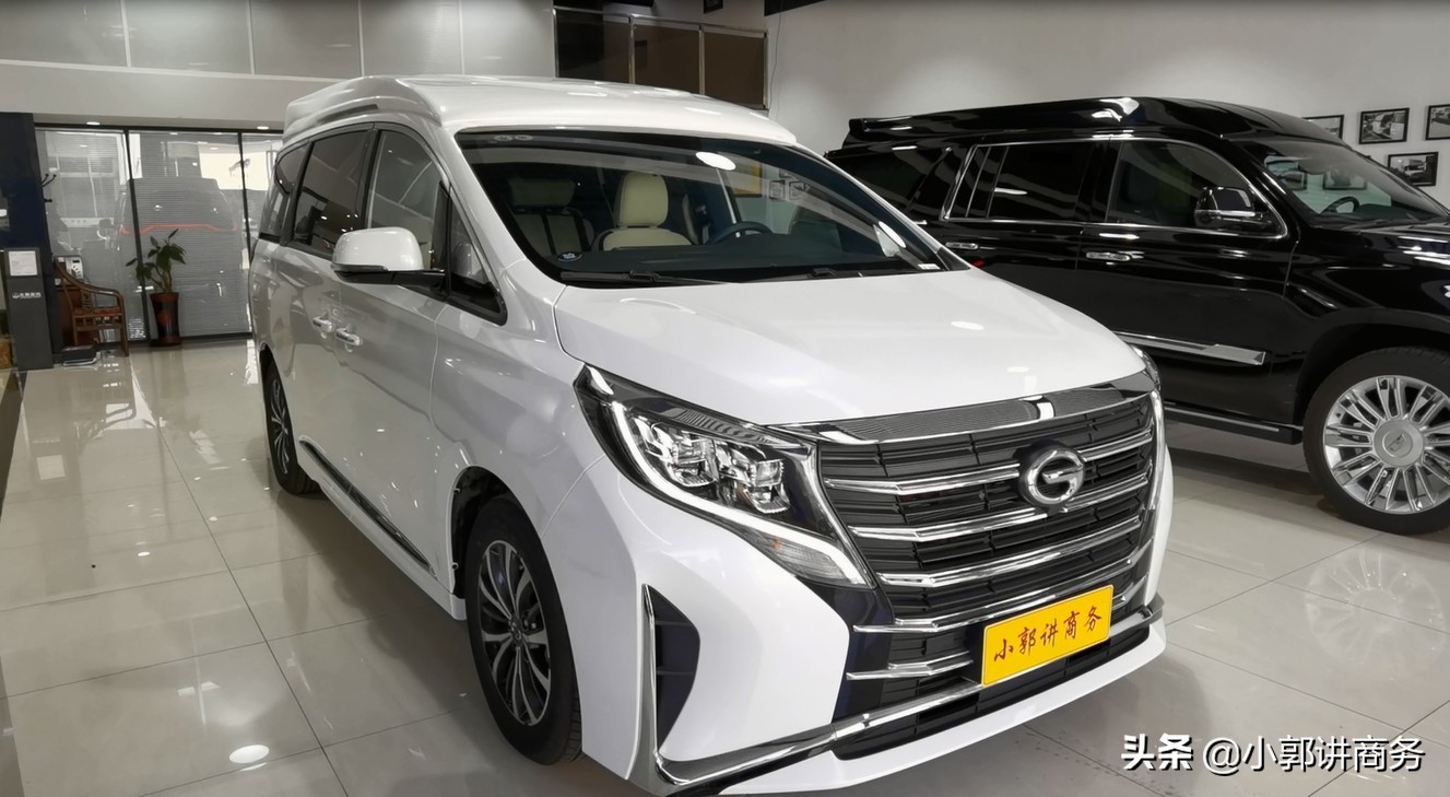 21年传祺m8高顶极夜之光定制版,21款广汽传祺m8豪华版二手车