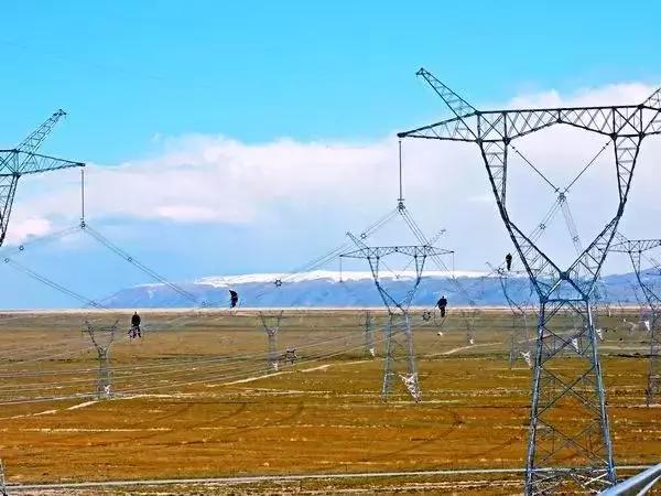 我国输电线路最高电压等级是多少,特高压输电的电压等级是多少