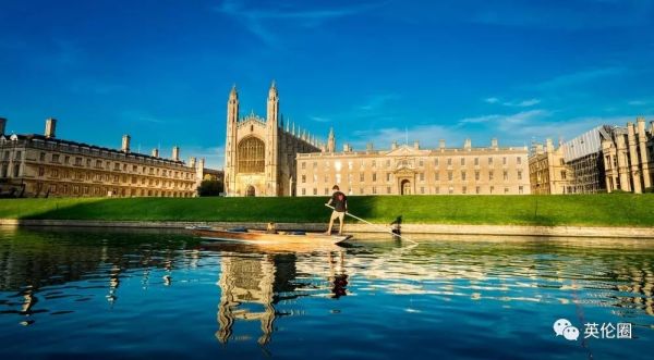 一年48万，奶茶妹妹要读剑桥MBA？这张学生卡信息量也太大