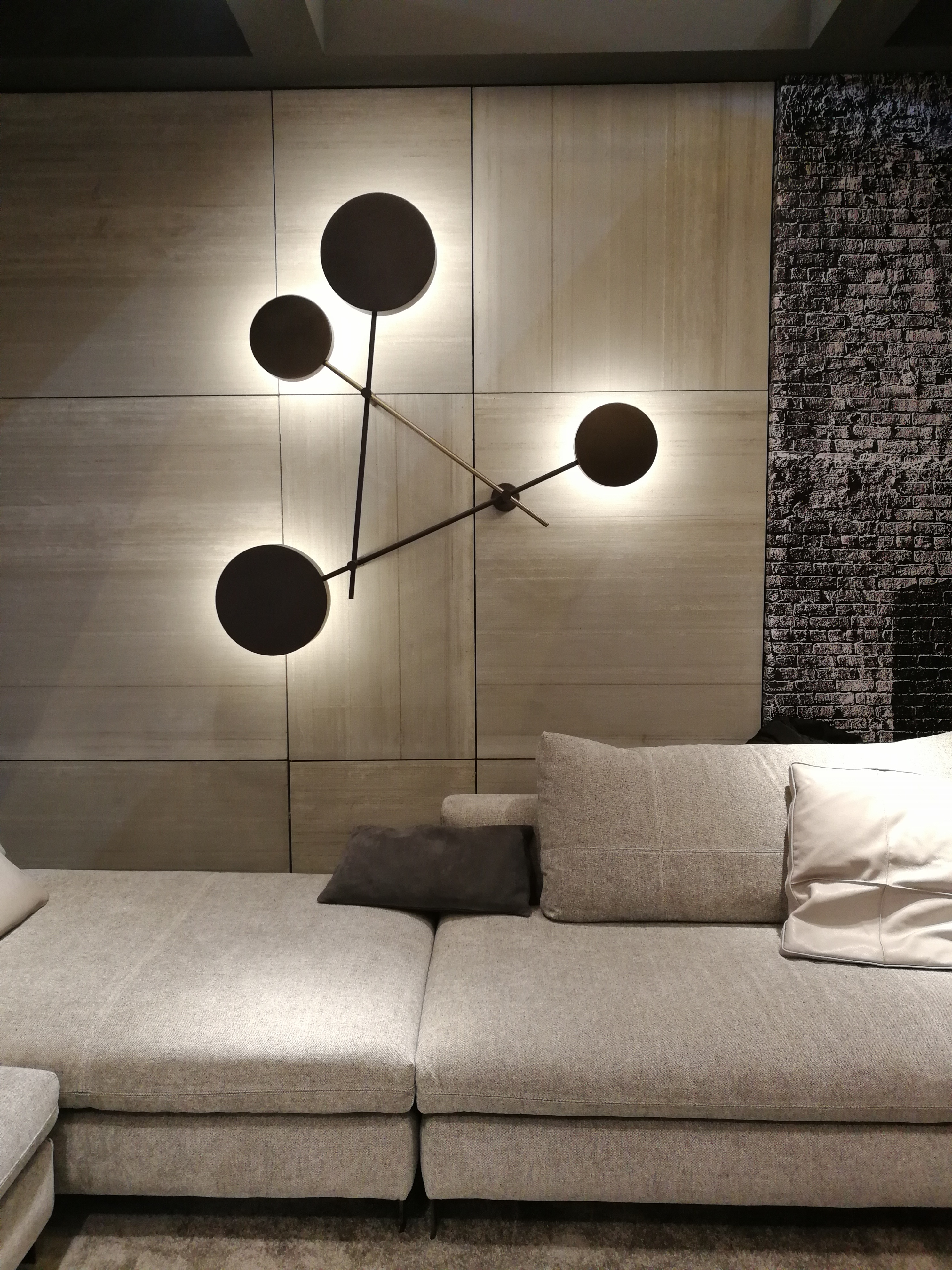 米兰家具展灯具,米兰国际家具展2004