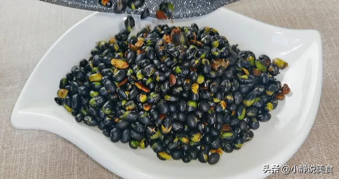 黑豆最简单的十种吃法,补药一堆不如黑豆一把