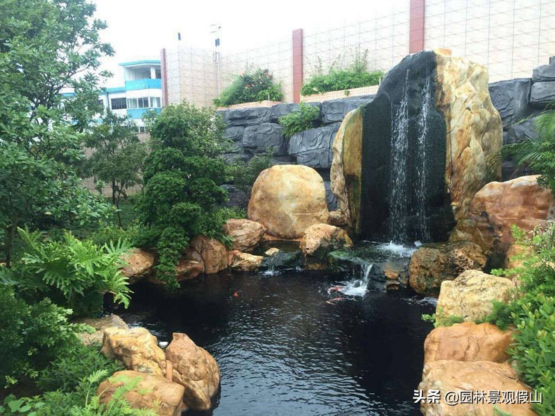 院里有假山好吗,家中院里做个竖着假山好吗