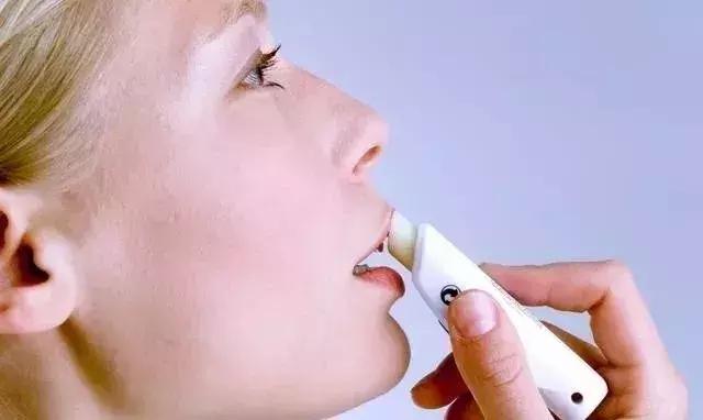 唇膏推荐红榜平价好用大干唇,平价又好用的去死皮唇纹唇膏