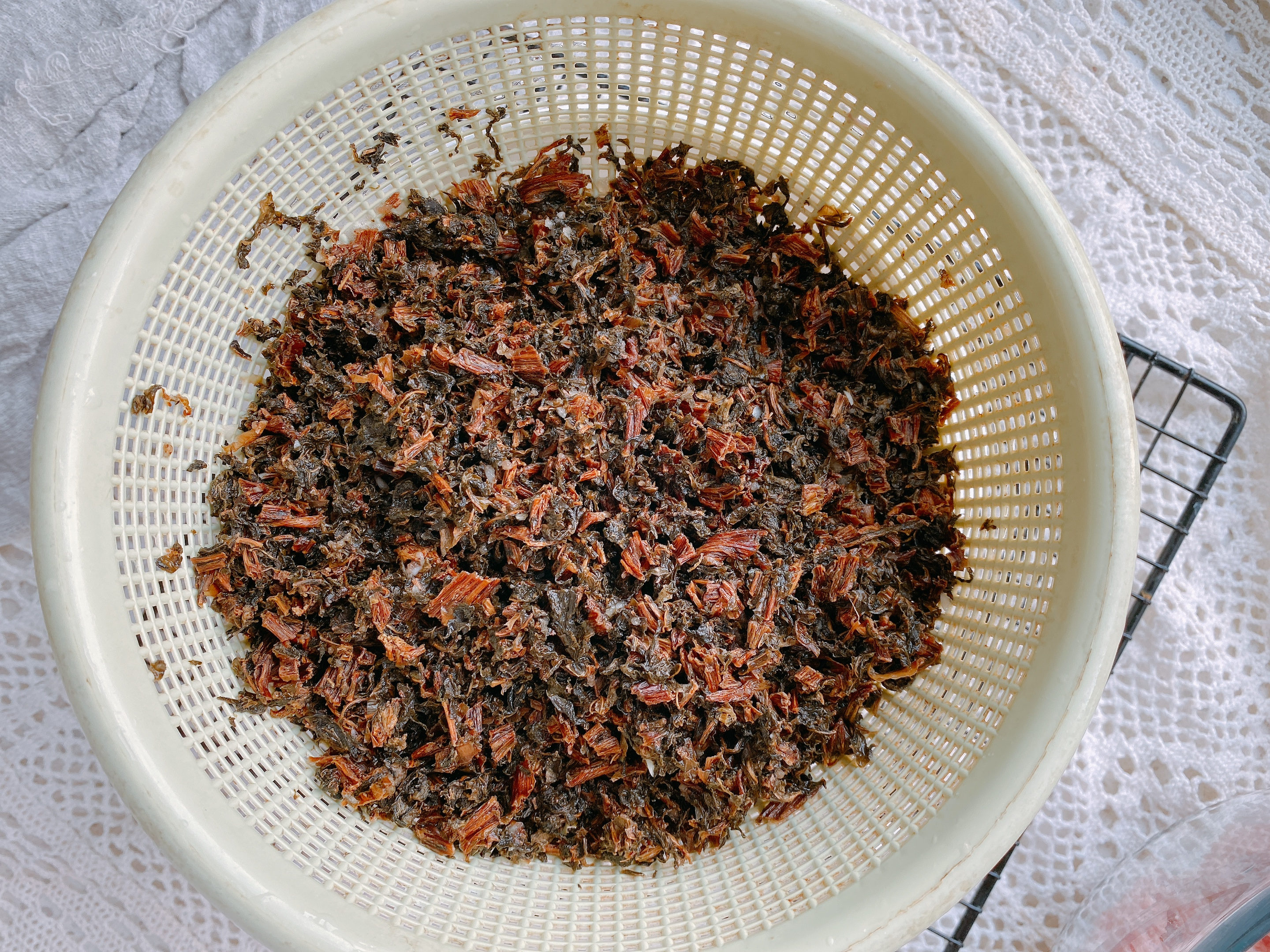 梅干菜肉饼咸香酥脆越吃越香,浙江绍兴梅干菜饼的正宗做法