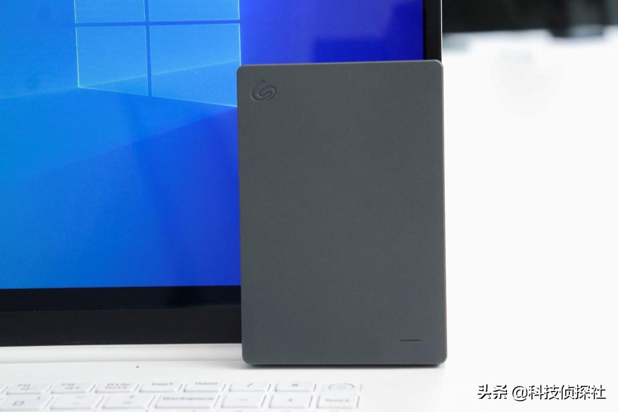 拿到新固态硬盘怎么操作,拿到新硬盘该如何操作