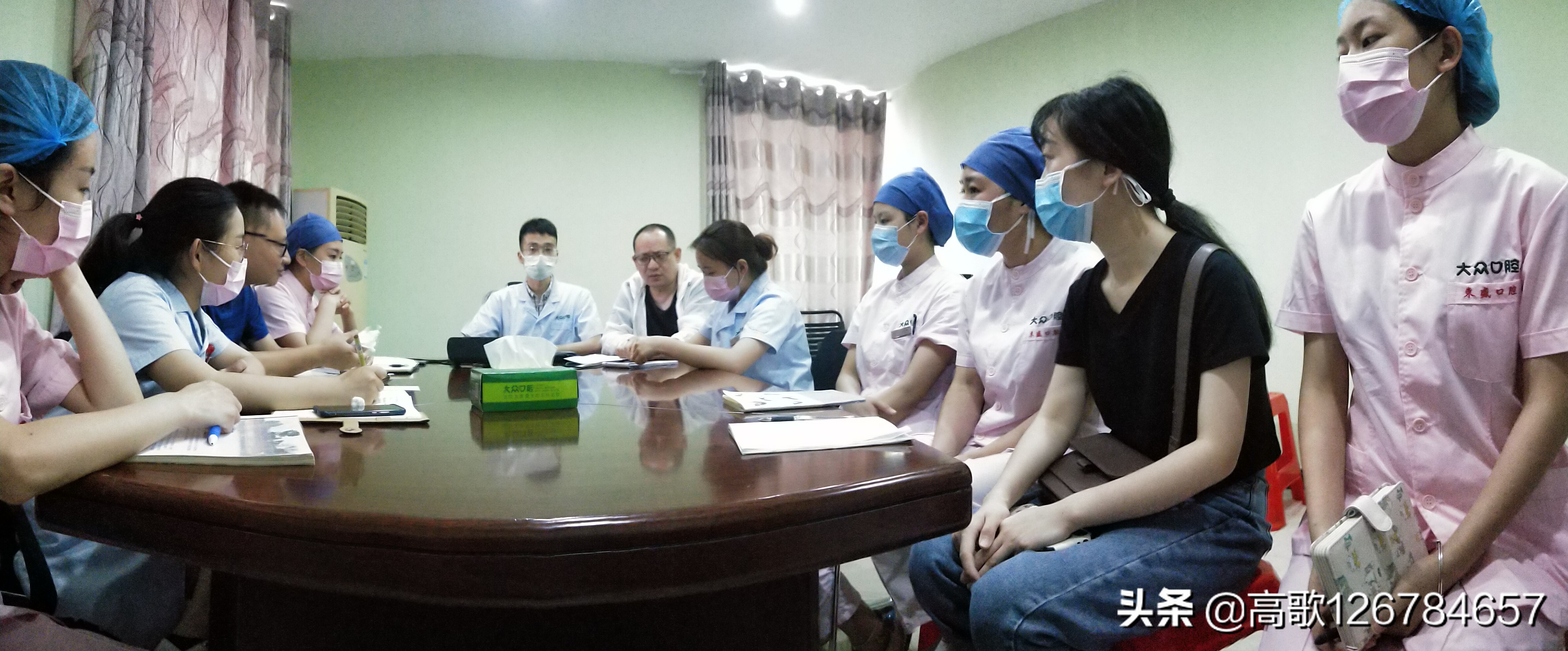 口腔医生周欢,武汉大众口腔医生