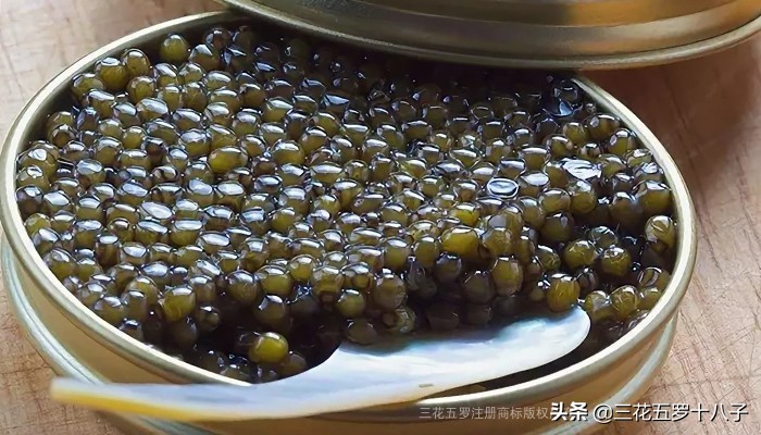 鱼子酱是三大奢侈品美食吗,世界三大美食鱼子酱