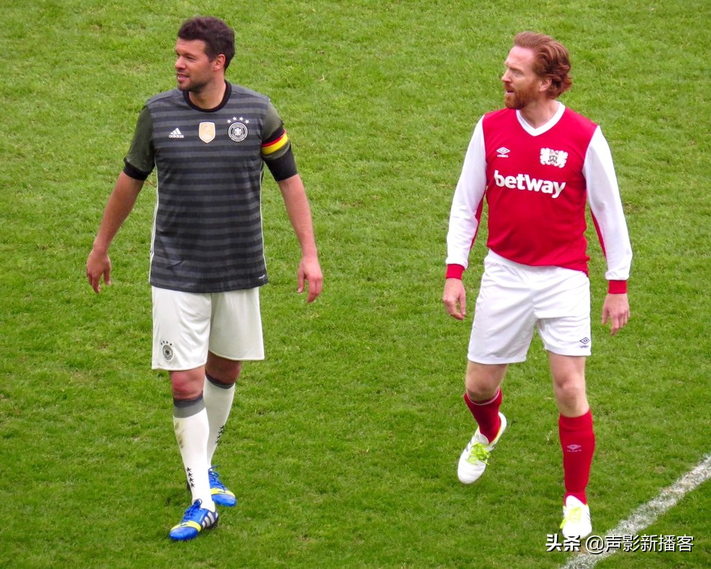 鎴寸背鎭┞疯矾鏄撴柉涓庢俯鐗规柉鍚堝奖,娓╃壒鏂拰鎴寸背鎭╁垬鏄撴柉