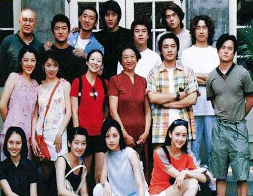 “盖世*男美**子”刘烨：从文弱小生到肌肉硬汉，靠健身改变身材