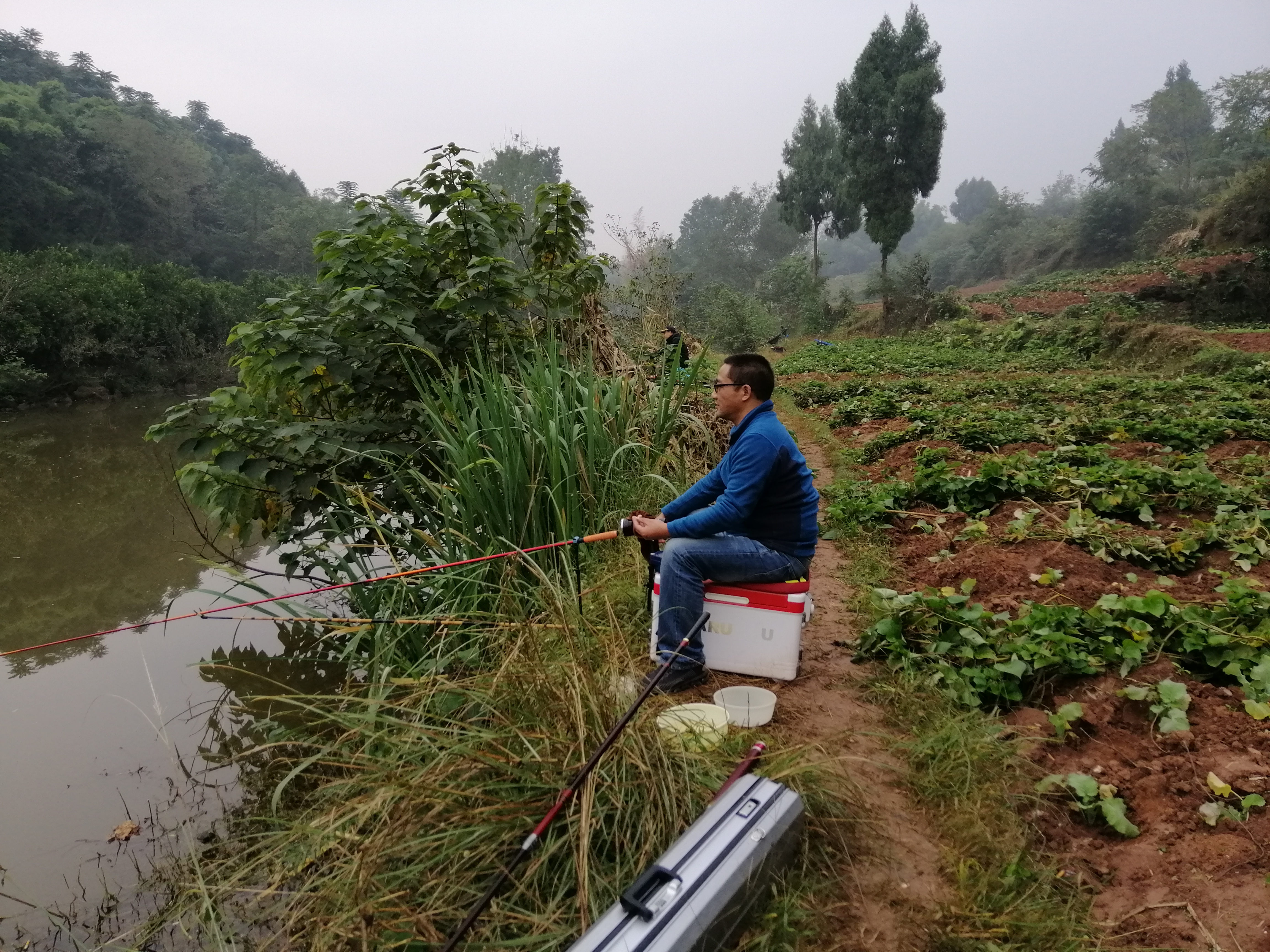 冬季小河沟野钓冰钓,春季小河钓鱼线组搭配