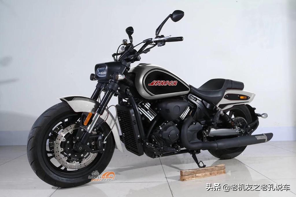 国产“哈雷肥霸”摩瑞MV900即将开售，还有国产1810cc美式太子车