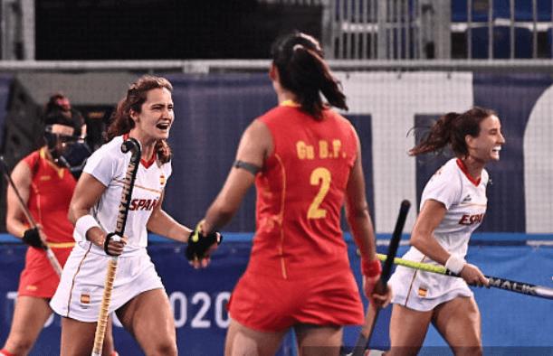 直播中国女排对阵西班牙队,三连败女排还能不能出线