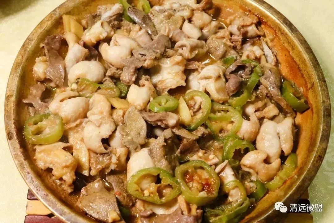 铜盘焗鸡的正宗做法,特色铜盘焗鸡