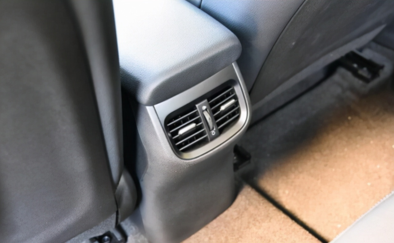 起亚k3插电混动不充电真实油耗,2021起亚k3油耗车主真实油耗