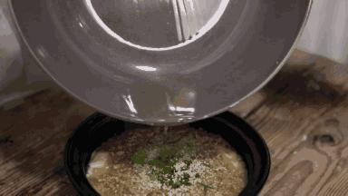 面馆辣椒油怎么样糊而不苦,四川面馆辣椒油的正宗做法商用