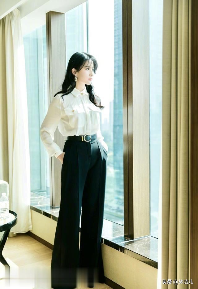 秦岚魅力爆棚,秦岚一见钟情完整视频