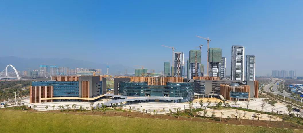 住在市府新区的感受,住在山里真好