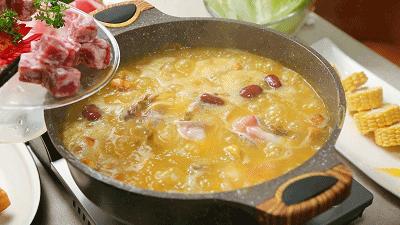 降温了适合吃点什么,一锅鲜香软嫩的花胶鸡火锅