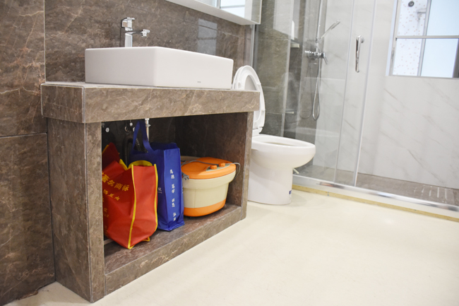 怎么选卫生间花洒马桶和浴柜,卫生间的马桶和淋浴柜怎么选