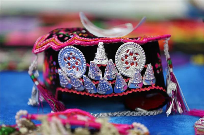 彝族刺绣传承与发展的方法,彝族刺绣的传承价值