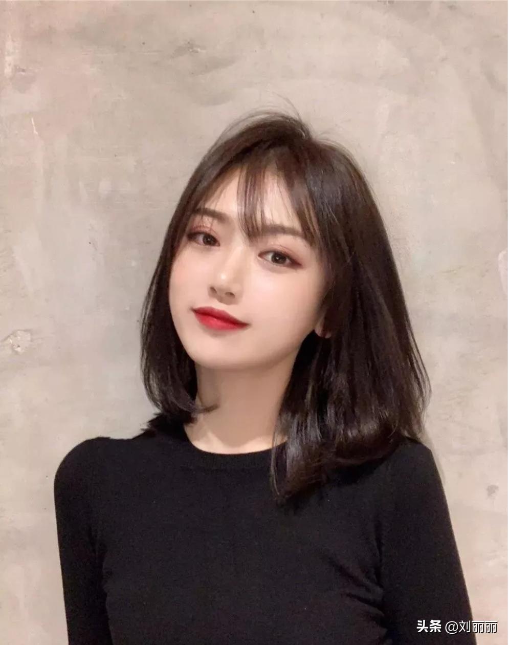 高层次修颜发型,2020修颜减龄卷发发型