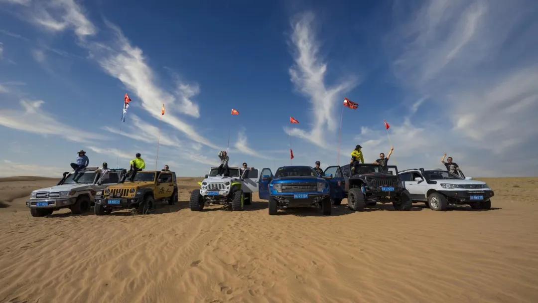 到巴丹吉林沙漠双色湖的路,去巴丹吉林沙漠玩要注意什么