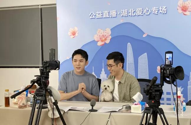 从几十到几百的粉丝,从几十粉丝到2w多铁粉