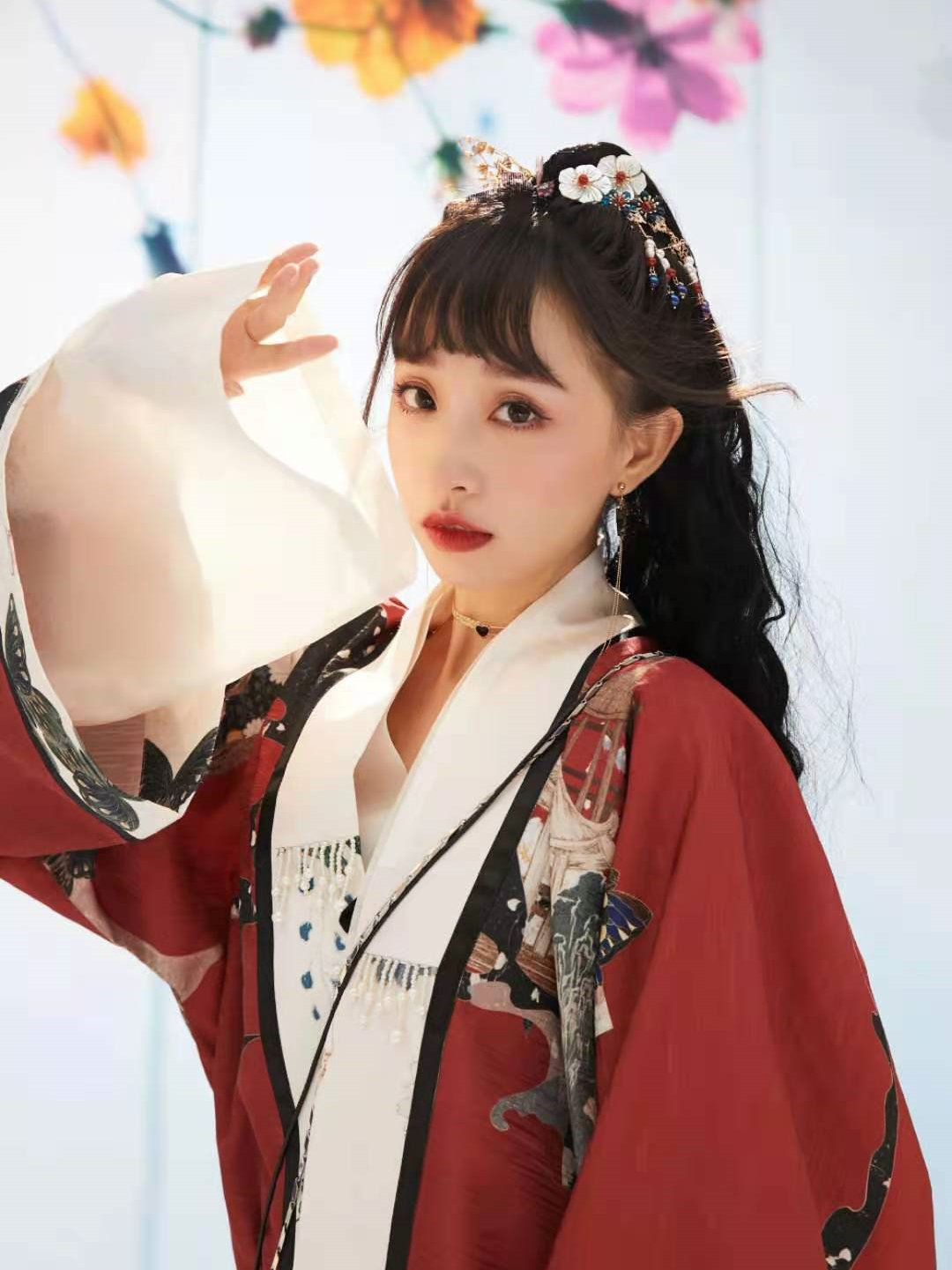 “十里一笑，钱包垮掉”，汉服中的“抢钱四巨头”，你最喜欢谁？