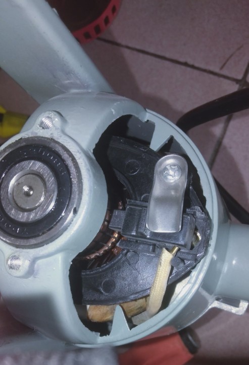 插电式手电钻有带扭力调节的吗,充电式手电钻内部齿轮构造