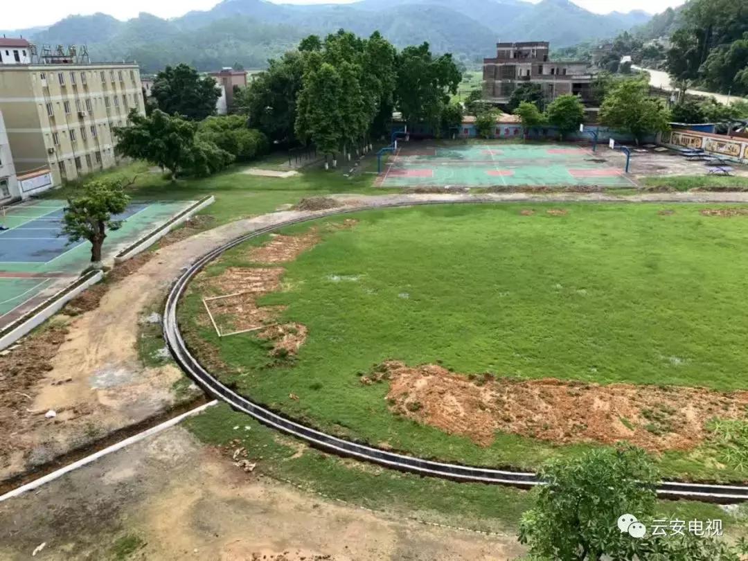 广东省学校足球场改造,改建学校足球场