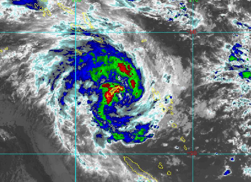 奥马台风最新视频,奥马十一级台风有多大啊