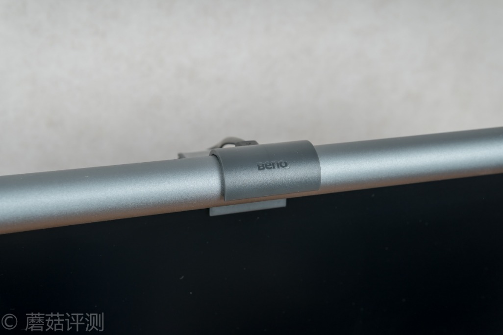 明基screenbar屏幕挂灯效果,明基显示器屏幕挂灯