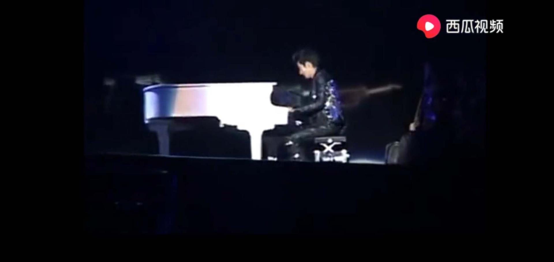 杰伦王力宏同台,杰伦和王力宏再次同台