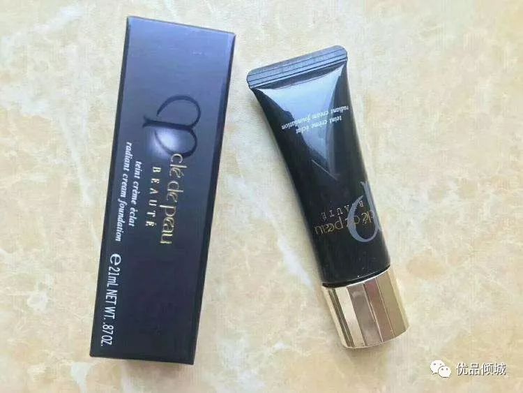 杨紫粉底液怎么选,杨紫推荐控油护肤品