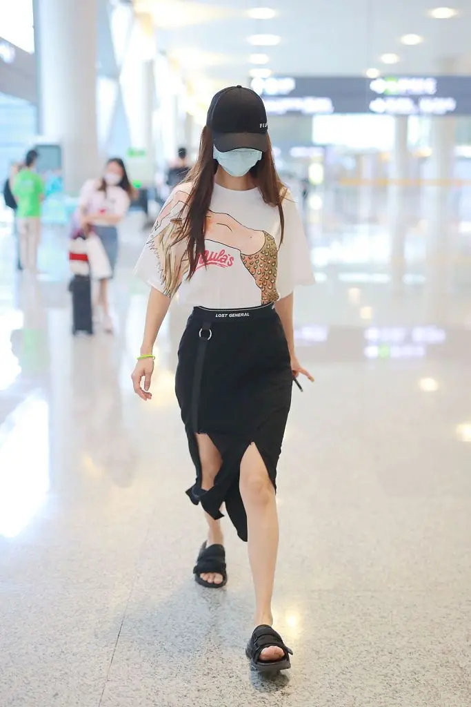 adidas韩国女明星,adidas官网杨幂同款