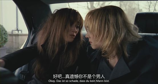 最适合躲在被子里看的电影,适合躲在被子里面看的电影