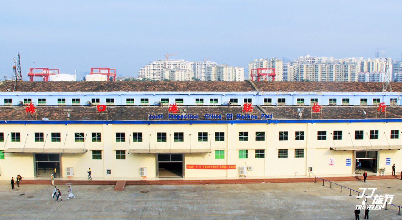 波澜不惊可以形容水面吗,描述海上邮轮的感觉