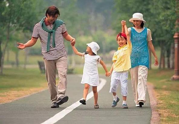 不要让孩子形成刻板的性别认知,别让性别偏见阻碍孩子的发展