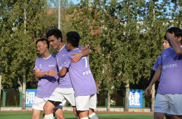 95年的新疆小伙,新疆小伙考上清华大学