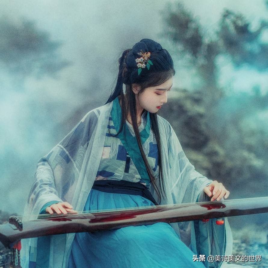 苏轼帮了才女后，送了她两句诗，对方听完感激不已，出家当了尼姑