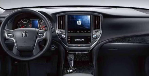 老款丰田皇冠还值得购买吗,市场没落